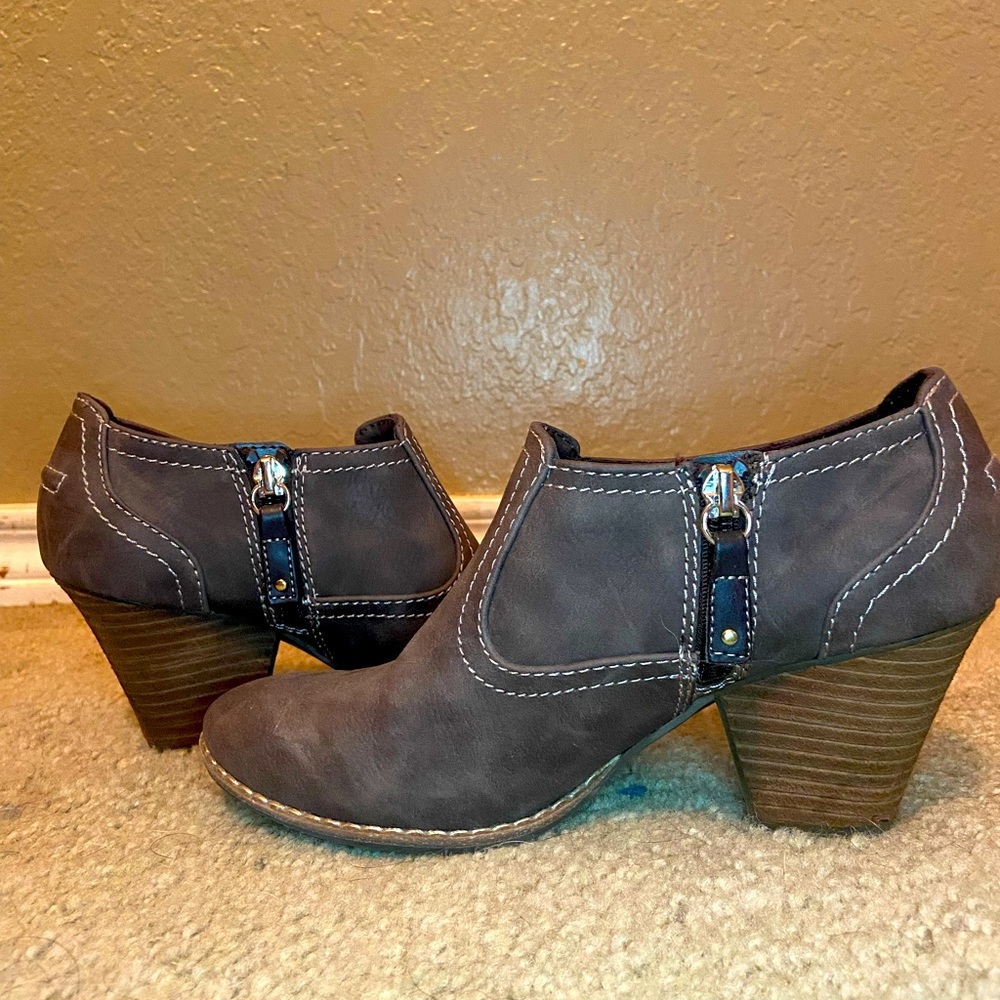 Brown leather booties by Dr. Scholls. Size 6